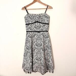 Urban renewal black and white dress